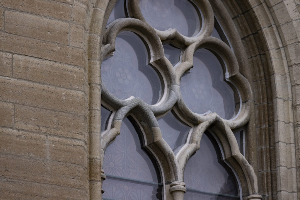 Restaurerade stendetaljer av Borghamnskalksten