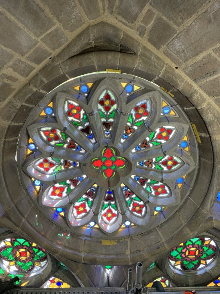 Restaurerade stendetaljer av Borghamnskalksten